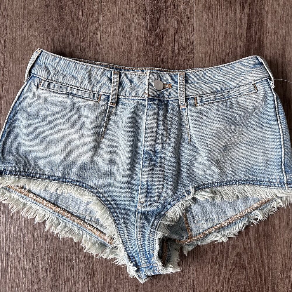 Anthropologie Pilcro Pitched Mirco Denim Shorts Size 27 BRAND NEW